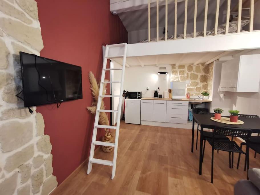 Centre Ville Montpellier - Appartement Au Coeur De L'Ecusson Екстериор снимка